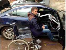 Автомобильный подъемник для инвалидов