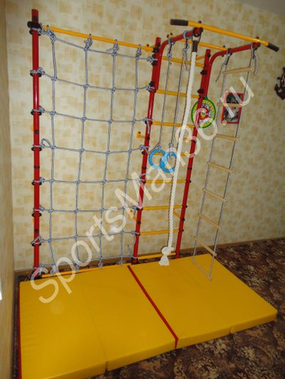 Стойка-сетка “Юный Атлет” пристенная,  ДСК Юный Атлет "Пристенный" и мат 2,0х1,0х0,1 м красно-желтый