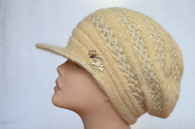 Желтая женская вязаная зимняя кепка Vizio с пайетками