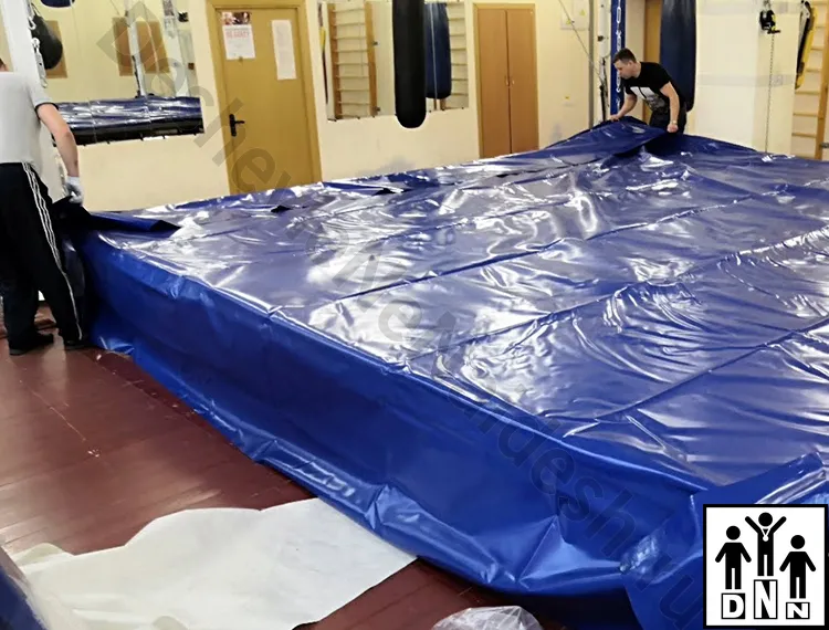 Монтаж ринга на помосте