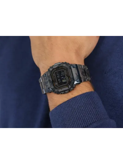Часы Casio G-Shock GMW-B5000TCF-2E