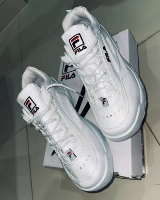Кроссовки FILA DISRUPTOR 2 TRIPLE Белые женские (36-41)