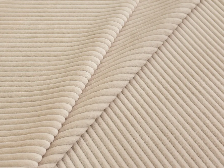 (АРБ) Велюр "Килум" (Cilium)-CREAM.

Состав: полиэстер (PES) 100%.
Плотность: 320 г/кв.м.
Устойчивость к истиранию >100 000 циклов.
Ширина: 140 см.
Производитель: Китай.

Внимание! Цвет материала может быть искажен настройками монитора.