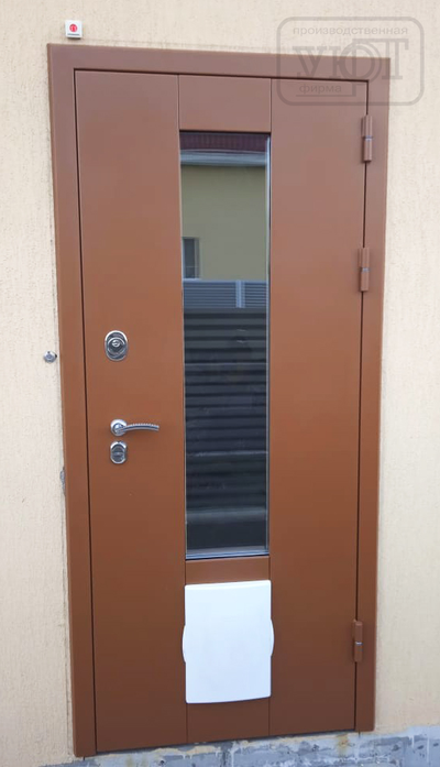 №45. Дверь со створкой для домашних животных