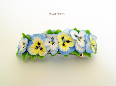 Заколка-автомат с анютками.