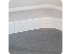 Плинтус ХДФ Dollken Cubu Flex Life 80мм Х 2,5 м Белый RAL 9003 в интерьере 12