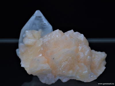 Апофиллит и стильбит (ААА).