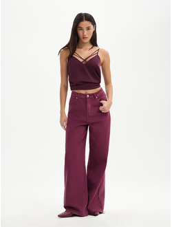 Джинсы свободной посадки (бордовый)