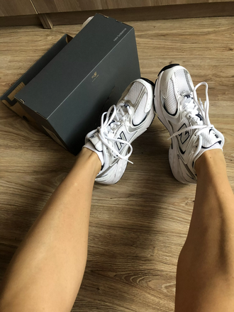 New balance white and navy clearance