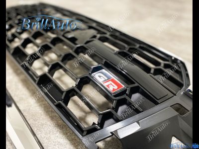 Решетка Toyota Land Cruiser 200 2015-2021 в стиле 300 GR Sport ЧЕРНАЯ