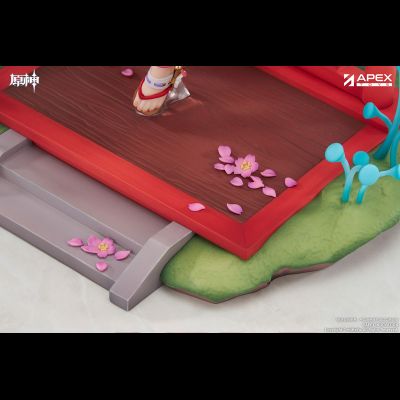 Фигурка 1/7 Яэ Мико (Yae Miko Astute Amusement Ver.)