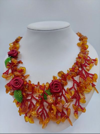 Колье из Чешского бисера и натурального янтаря 03309