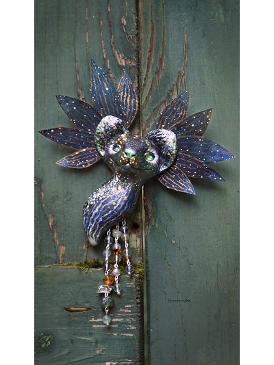 Необычная брошь &quot;Морская Кицунэ - Волшебная Лисичка&quot; (шёлк, флюорит, кварц)