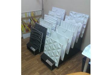 Напольные экспозиторы с нашей продукцией в одной из студий дизайна г. Москвы