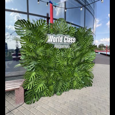 ФитоСтена с крупными пальмовыми листьями № 1487