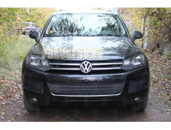 Защита радиатора Volkswagen Touareg II 2010-2014 black низ