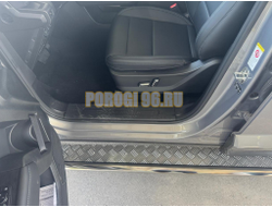 Пороги с накладным листом Папа Тюнинг d53 для Haval H7 2025-