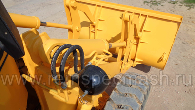 Фронтальный погрузчик L-34 Stalowa Wola