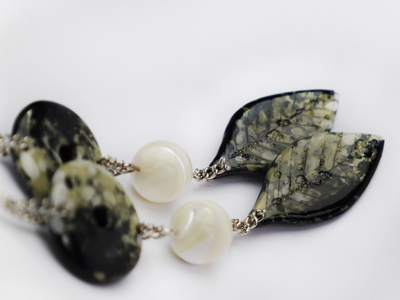 "Русалочья роща", длинные серьги с перламутром в стиле бохо-шик