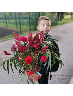 Шляпная коробка с цветами "Барон"