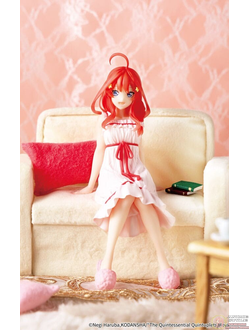 Фигурка Ицуки Накано (Itsuki Nakano Kutsurogi Roomwear ver. Noodle Stopper)