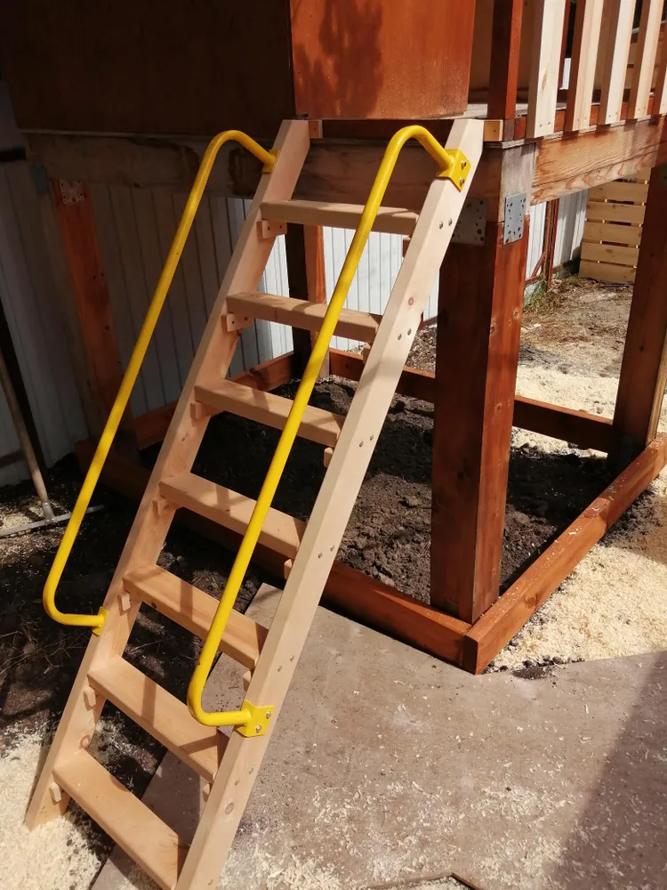 Доработка детской площадки. д. Заварзино