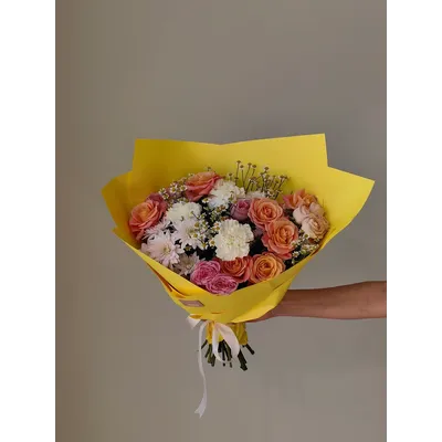 Букет цветов на 8 марта № 749