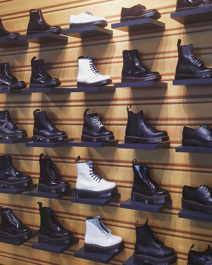 Магазин Dr Martens в Москве