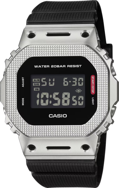 Часы Casio G-Shock GM-5600M-1A
