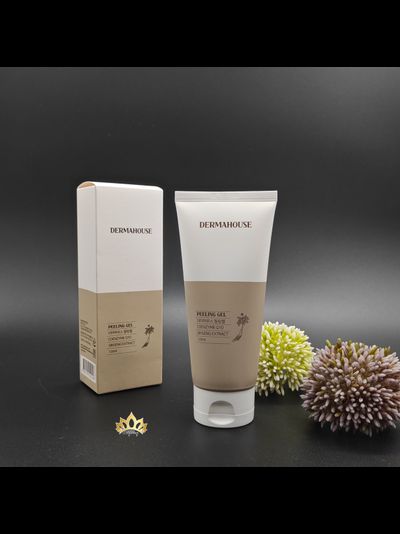 DERMAHOUSE Пилинг гель с экстрактом женьшеня и коэнзим Q10 120мл