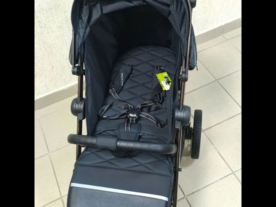 Детская коляска LUXMOM H18 Черный