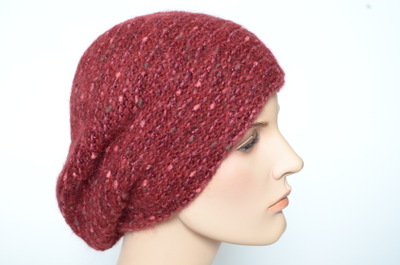 Итальянский вязаный берет для женщин зима 2021 - 2022 Vizio 6924 фото