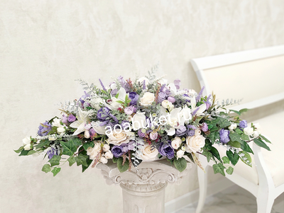 Композиция из искусственных цветов в бело-синих тонах Лазурит № УНС051