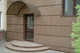 Материал: гранит Куртинский 600х600х20 мм Монтаж вентилируемого фасада: 2700 рублей / 1м2