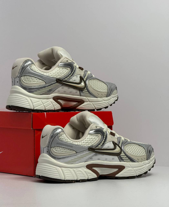 Nike V5 RNR Sail Fauna Brown