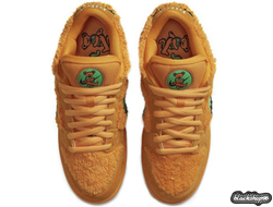 Grateful Dead Nike SB Dunk Low Orange Bear (40-45)