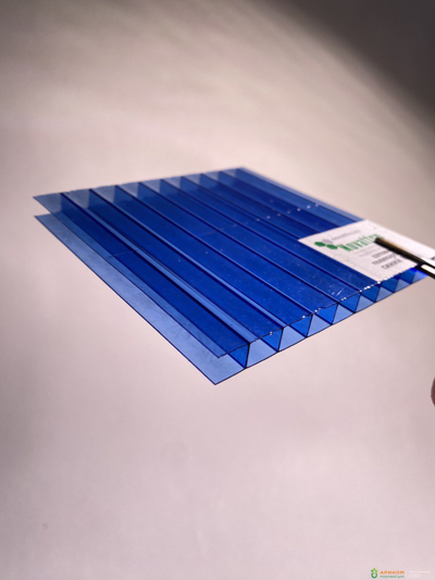Сотовый поликарбонат "NOVATTRO" 8 мм синий