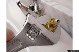 Установка, замена смесителя на кухне или в ванне