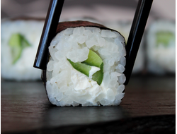 Ролл с сыром и огурцом 8шт