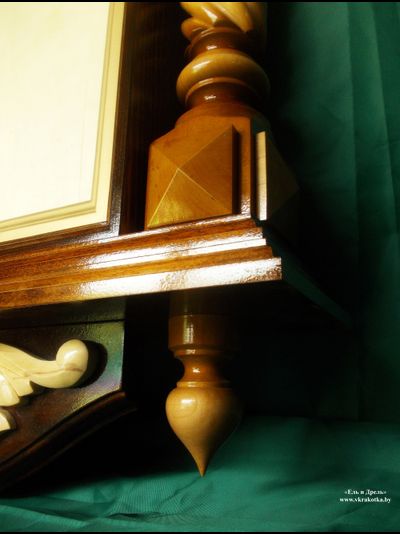 Киот настенный