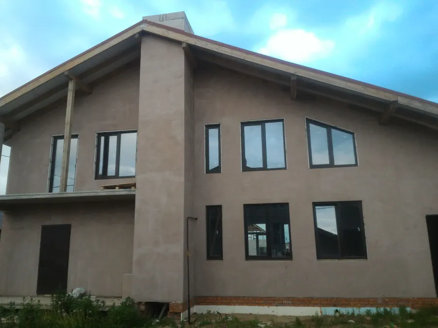 комплексное остекление коттеджного посёлка.