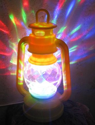 Лампа новогодняя цветная  (Ретро фонарь)