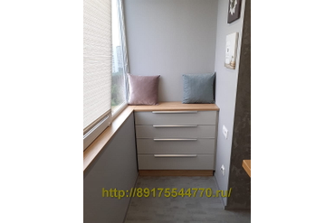 016 Комод и подоконник на балконе.
Фасады: ЛДСП Egger, U708  Светло-серый, структура ST9
Корпус комода и подоконник: ЛДСП Egger, H3303 Дуб Гамильтон натуральный, структура ST10