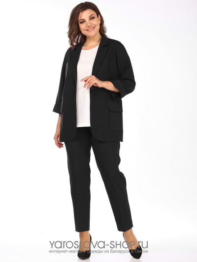 Женский классический костюм костюм в черном цвете