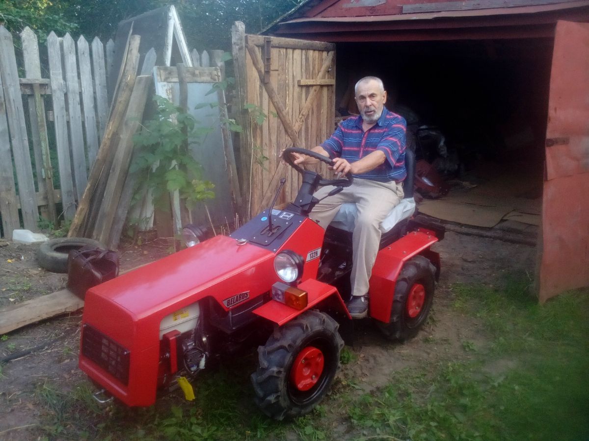 Трактор Ярославль.