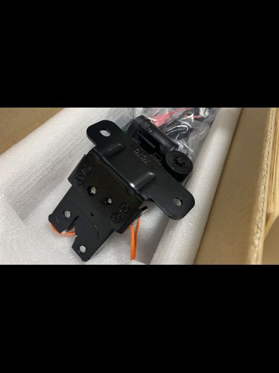 SKODA Karoq Электро подъемник крышки багажника (5-й двери)