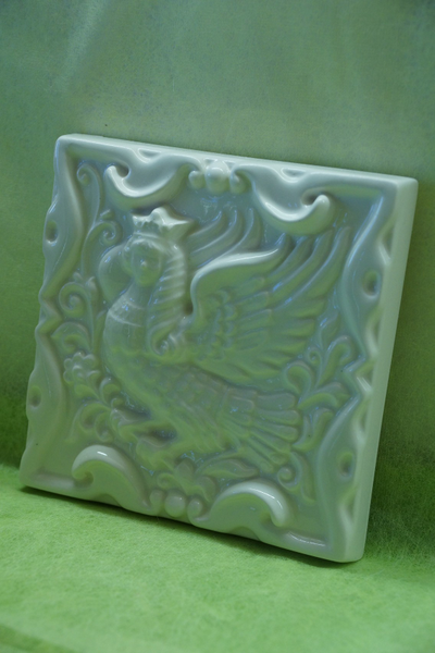 Берегиня однотонная (керамическая плитка)