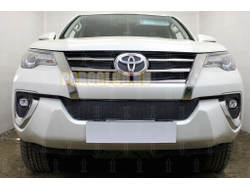 Защита радиатора Toyota Fortuner 2015- (6 частей) black верх PREMIUM