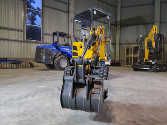 Мини экскаватор Yuchai U 18