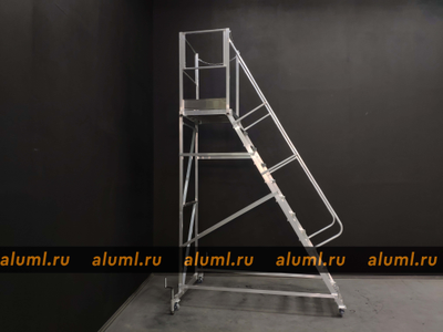 Лестница с площадкой ЛС-2.7 проход влево